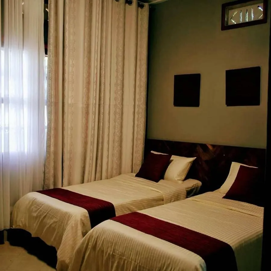 Mahali Guesthouse, Makindye Hill Кампала Отель