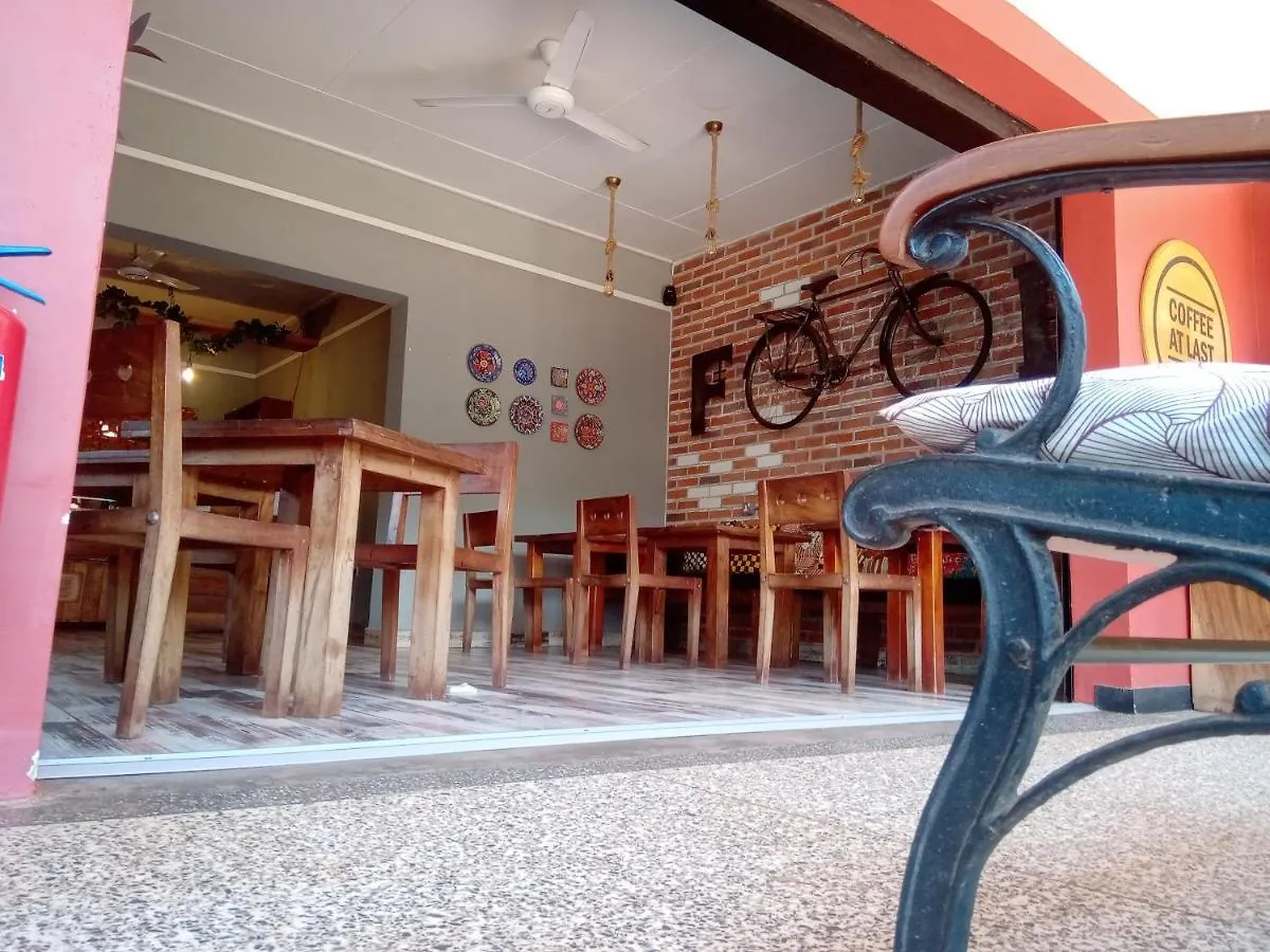 Mahali Guesthouse, Makindye Hill Кампала