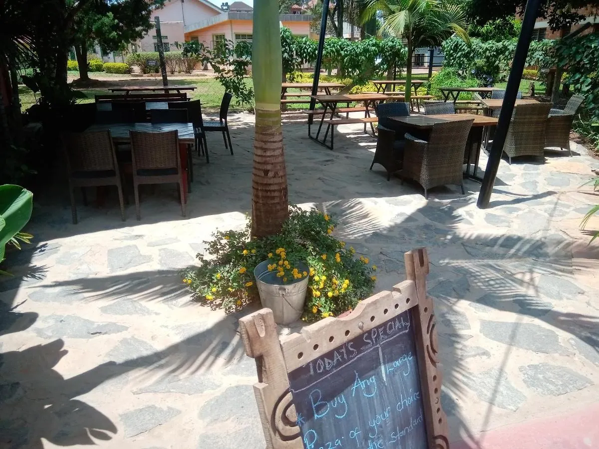 Отель Mahali Guesthouse, Makindye Hill Кампала